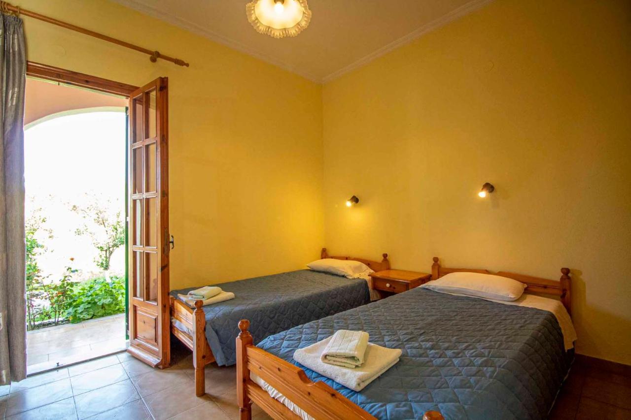 Tzoras‌ ‌Apartments‌ ‌Roda‌ ‌Corfu‌ Litheres Экстерьер фото