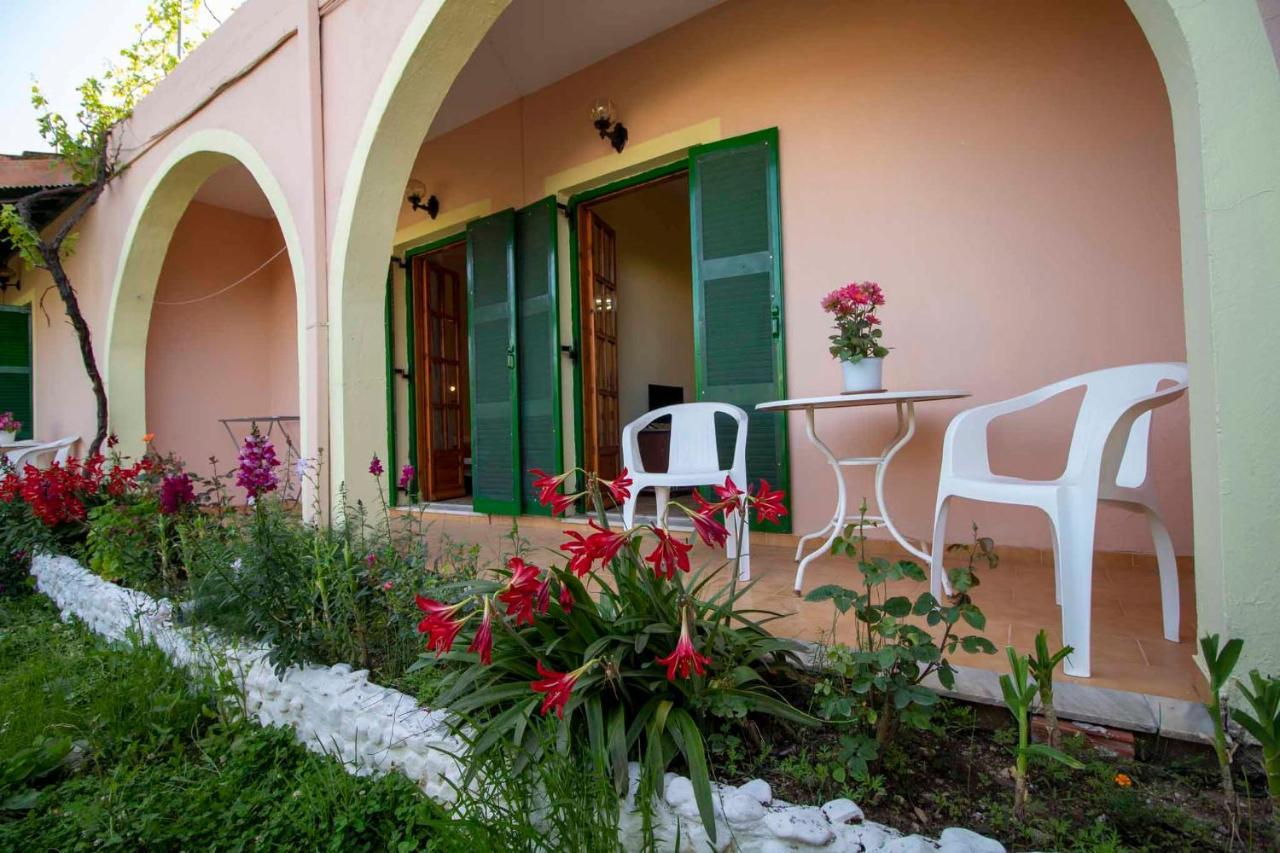 Tzoras‌ ‌Apartments‌ ‌Roda‌ ‌Corfu‌ Litheres Экстерьер фото