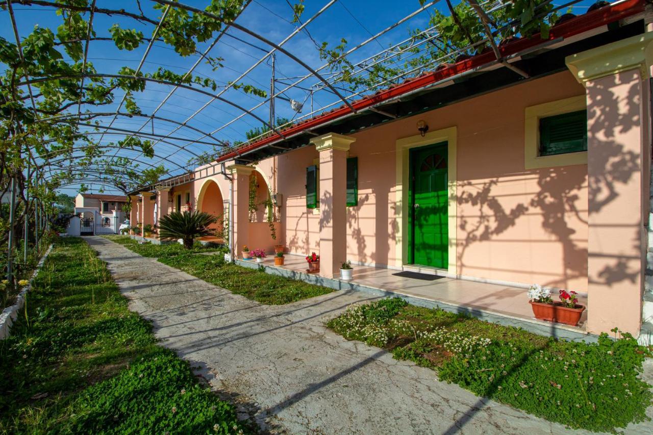 Tzoras‌ ‌Apartments‌ ‌Roda‌ ‌Corfu‌ Litheres Экстерьер фото